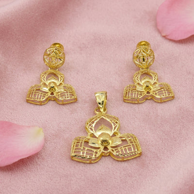 Gold-Plated Pendant Set