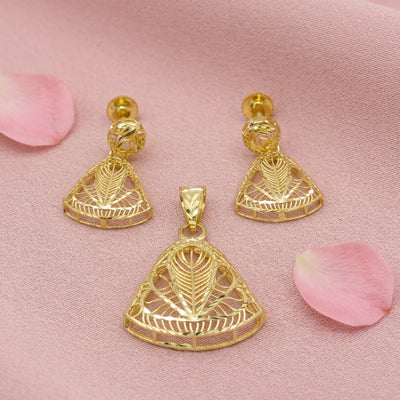 Gold Filigree Pendant Set