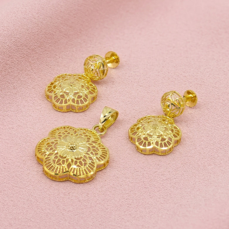 Filigree Flower Pendant Set