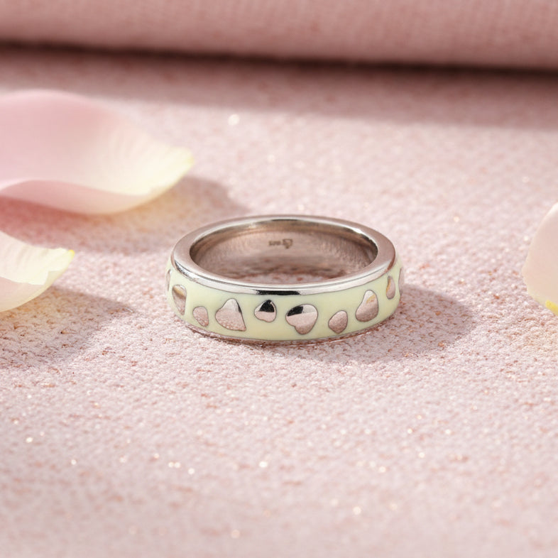 Meena Rings Heart Pattern Ring