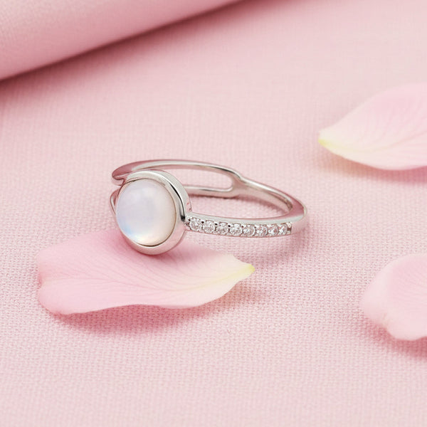 Meena Rings Unique Mother of Pearl Ring