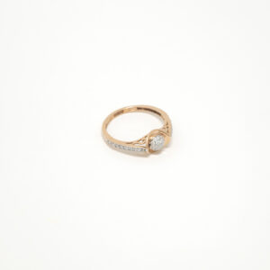 MOISSONITE RING 18K