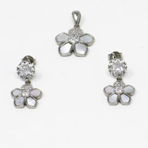 SILVER PENDANT SET 92.5