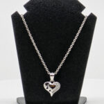 OM PENDANT SILVER 92.5