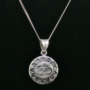 OM PENDANT SILVER 92.5