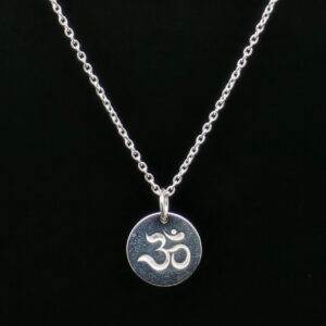 OM CHAIN PENDANT SILVER 92.5