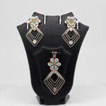 SILVER PENDANT SET  92.5