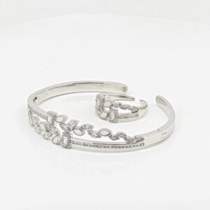 SILVER KADA BRACELET  MOP 92.5