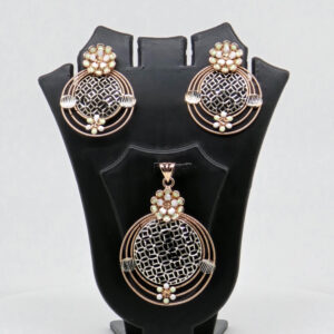 SILVER MINA PENDENT SET  92.5