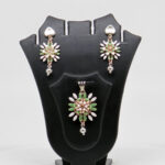 SILVER MINA PENDENT SET  92.5