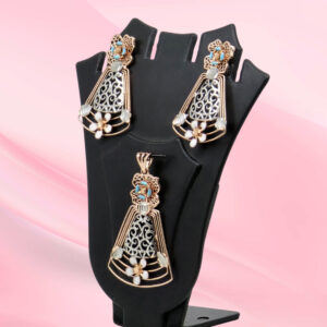 Silver Mina Pendant Set 925