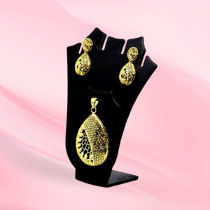 Elegant Gold Tone 925 Silver Pendant Set