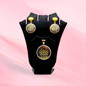 Ornate Silver Pendent Set 925