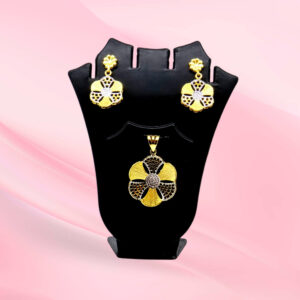 Elegant Silver Pendent Set 925