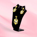 Elegant Silver Pendent Set 925