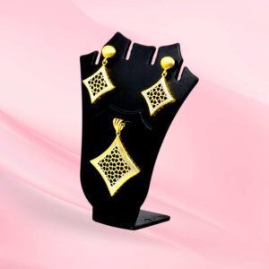 925 Sterling Silver Pendent Set with Earrings