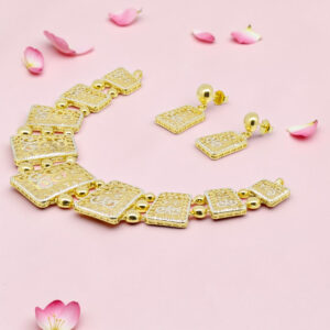 Gold Tone Rectangle Link Bracelet and Earrings